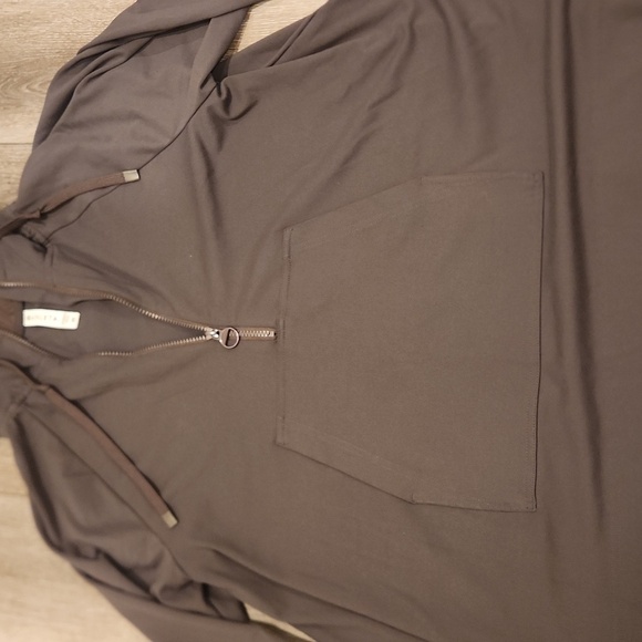 Athleta  Hoodie with Front Pocket - Picture 4 of 5